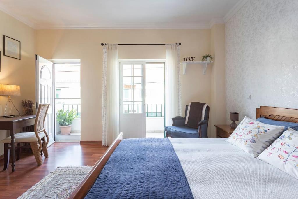 Suite Mendanha Samora Correia Exterior photo
